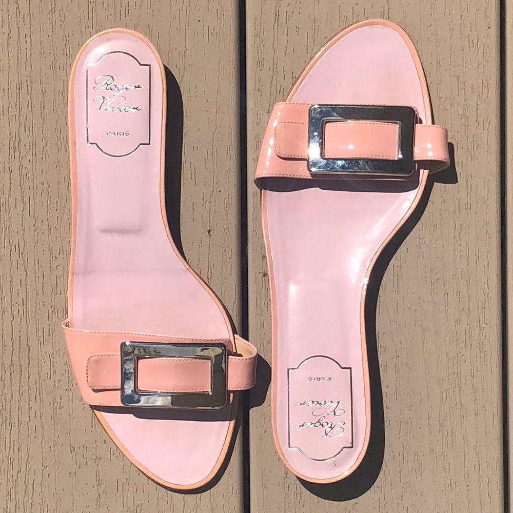 Roger Vivier pink slides